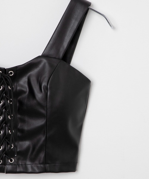 Figments（フィグメンツ）の「合皮レースアップビスチェ（キャミソール・レディース・ブラック・FREE）」の11枚目の写真