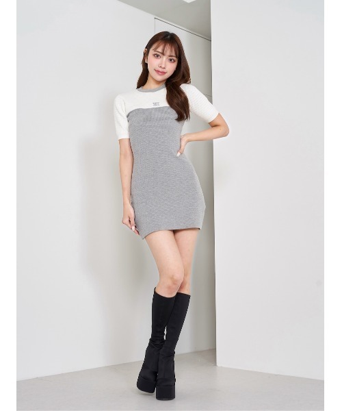 【新品】Darich バイカラー ロゴニット ミニワンピース Darich（ダーリッチ）の「バイカラーロゴニットミニワンピース