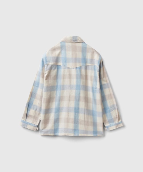 BENETTON (UNITED COLORS OF BENETTON)(ベネトンユナイテッドカラーズオブベネトン)の「キッズ先染めチェック柄長袖シャツB(シャツ/ブラウス・キッズ・ブルー系その他/レッド系その他・SMALL/MEDIUM/LARGE/X-LARGE)」の4枚目の写真