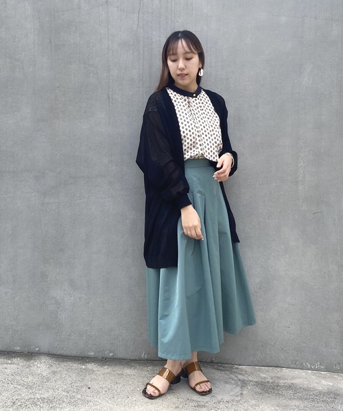 NICOLE white（ニコルホワイト）の「接触冷感 シアーニット ロングカーディガン（カーディガン/ボレロ・レディース・ブラック/オフホワイト/グレー/グリーン/オレンジ・FREE）」の9枚目の写真