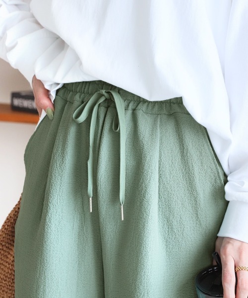 reca（レカ）の「リラックスイージーパンツ（その他パンツ・レディース・ミント/ネイビー/マスタード/ブラック・FREE）」の9枚目の写真