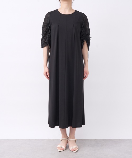 un dix cors（アンディコール）の「《オケージョン》袖ギャザーシルケットワンピース（ドレス・レディース・ブラック・FREE）」の11枚目の写真