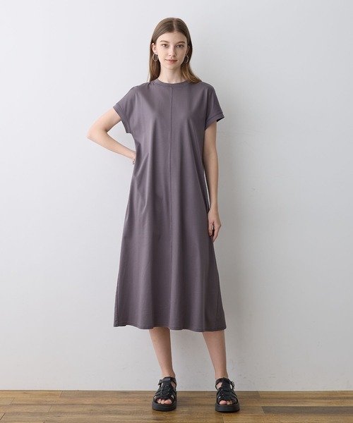 LE SOUK HOLIDAY(ルスークホリデー)の「【接触冷感】モックネックワンピース(ワンピース・レディース・ブラック/カーキ/ネイビー/チャコールグレー・M/L)」の3枚目の写真