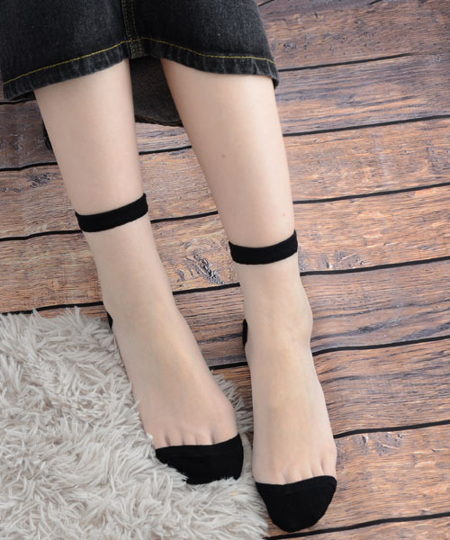 TONE SELECT GOODS(トーンセレクトグッズ)の「【float】モノトーン デザイン シースルー クルー丈ソックス【4パターン展開】(ソックス/靴下・レディース・ブラック系2/ブラック系4/ブラック系1/ブラック系3/ホワイト系3/ホワイト系1/ホワイト系2/ホワイト系4・FREE)」の15枚目の写真