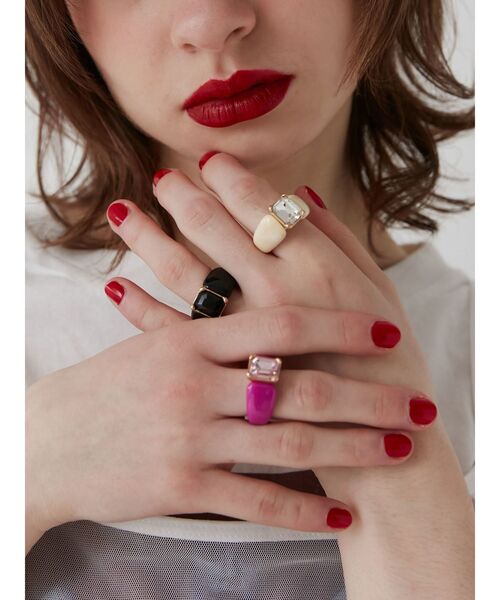 jouetie（ジュエティ）の「ビジューリング（リング・レディース・アイボリー/ブラック/ピンク・FREE）」の5枚目の写真