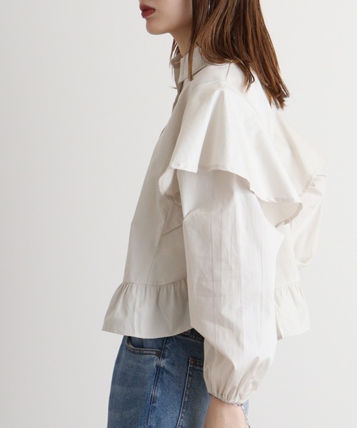 atONE(アットワン)の「atONE ポプリンフリルシャツ(シャツ/ブラウス・レディース・アイボリー/ブラック/ベージュ・M/L)」の5枚目の写真