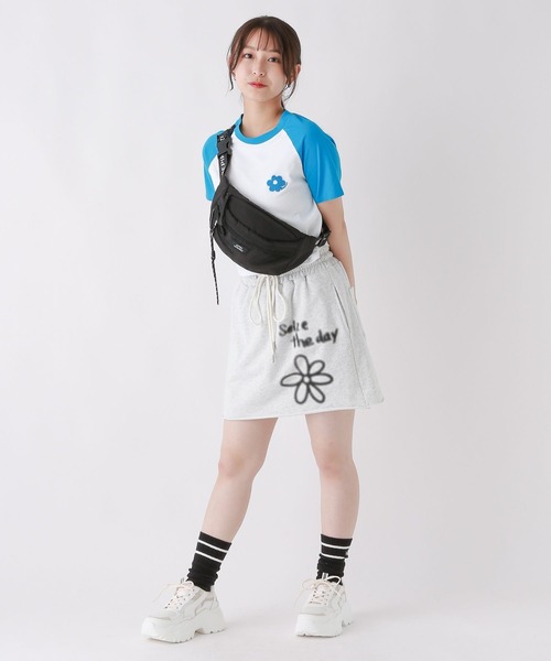 repipi armario(レピピ アルマリオ)の「メッシュポケボディBAG(ボディバッグ/ウエストポーチ・キッズ・グレー/ブラック/ホワイト・FREE)」の17枚目の写真