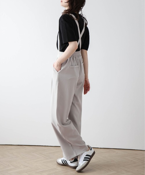 La-gemme(ラジェム)の「カーブシルエットサロペット(サロペット/オーバーオール・レディース・ベージュ系その他/グリーン系その他/ライトグレー/ブラック・フリー)」の19枚目の写真