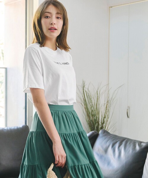 Tiaclasse(ティアクラッセ)の「刺繍ロゴシンプルTシャツ(Tシャツ/カットソー・レディース・ネイビー/ベージュ/オフホワイト・FREE)」の7枚目の写真