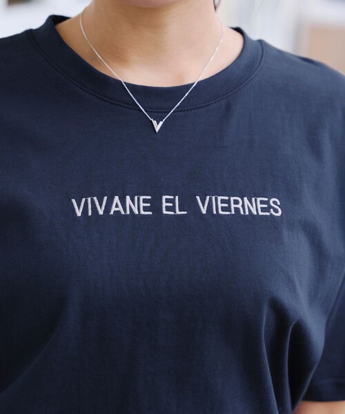 Tiaclasse(ティアクラッセ)の「刺繍ロゴシンプルTシャツ(Tシャツ/カットソー・レディース・ネイビー/ベージュ/オフホワイト・FREE)」の21枚目の写真