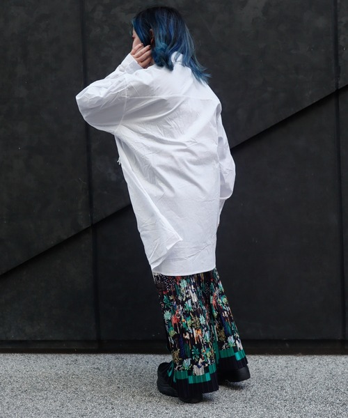 rovtski（ロフトスキー）の「サファリ柄プリーツパンツ（その他パンツ・レディース・ブラック×グリーン・FREE）」の4枚目の写真