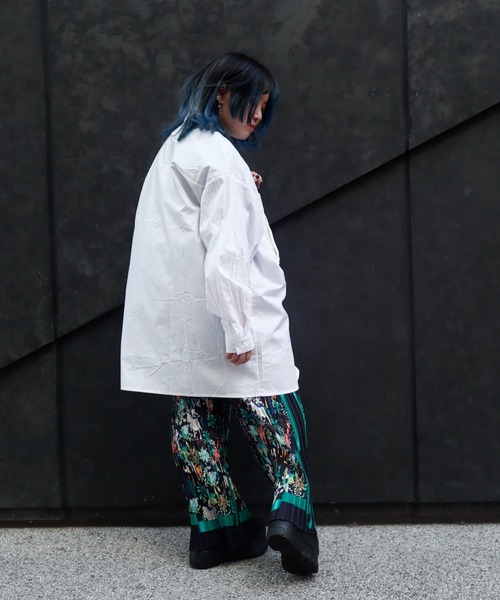 rovtski（ロフトスキー）の「サファリ柄プリーツパンツ（その他パンツ・レディース・ブラック×グリーン・FREE）」の5枚目の写真