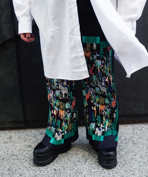 rovtski（ロフトスキー）の「サファリ柄プリーツパンツ（その他パンツ・レディース・ブラック×グリーン・FREE）」の16枚目の写真