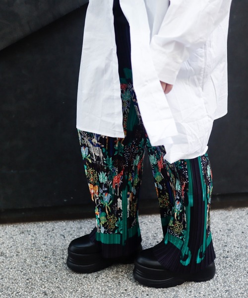 rovtski（ロフトスキー）の「サファリ柄プリーツパンツ（その他パンツ・レディース・ブラック×グリーン・FREE）」の18枚目の写真