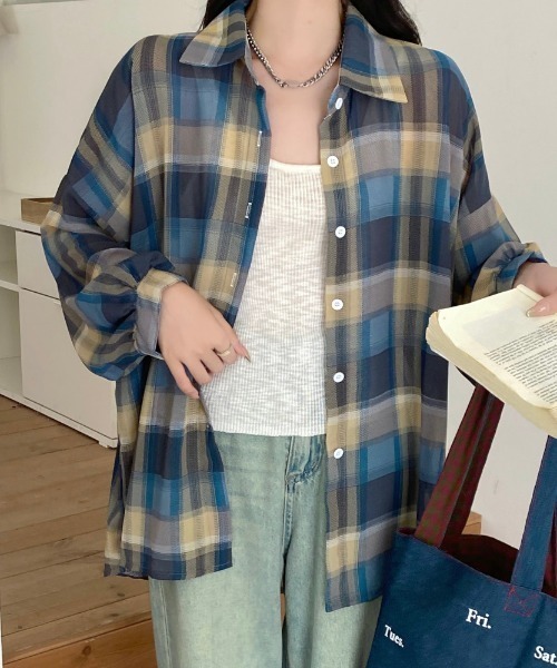 チェック柄ゆったりシアーシャツ