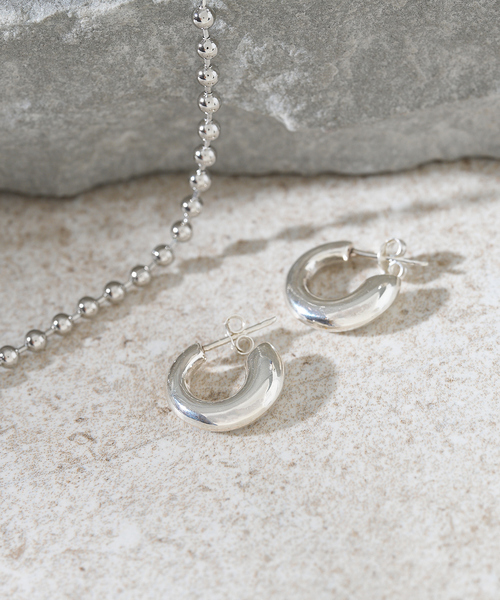 collex(コレックス)の「【dignif】【金属アレルギー対応】フープピアス(ピアス(両耳用)・レディース・シルバー・フリー)」の2枚目の写真