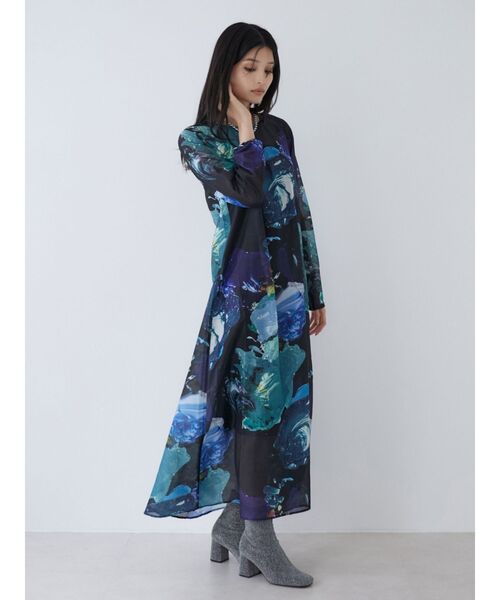 MURUA(ムルーア)の「【WEB限定】ペイントシアーワンピース(ワンピース・レディース・ホワイト/ブラック/グレー・FREE)」の6枚目の写真