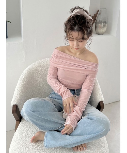 LILY BROWN（リリーブラウン）の「サイドホックオフショルダートップス（Tシャツ/カットソー・レディース・ピンク/アイボリー/グレー/ブラック・FREE）」の4枚目の写真