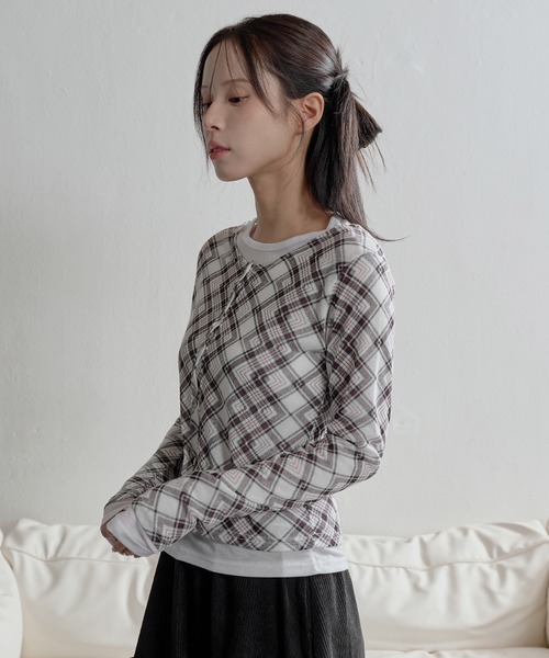 UNE MANSION(ユヌマンション)の「デイリーチェックシースールーカーディガン(カーディガン/ボレロ・レディース・ブラック/アイボリー/イエロー/ベージュ・FREE)」の5枚目の写真