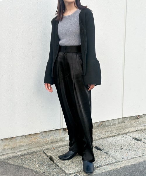 select MOCA(セレクトモカ)の「サテンディープタックワイドパンツ(スラックス・レディース・ブラウン/アイボリー/ブラック/グレー・SMALL/MEDIUM/LARGE)」の20枚目の写真