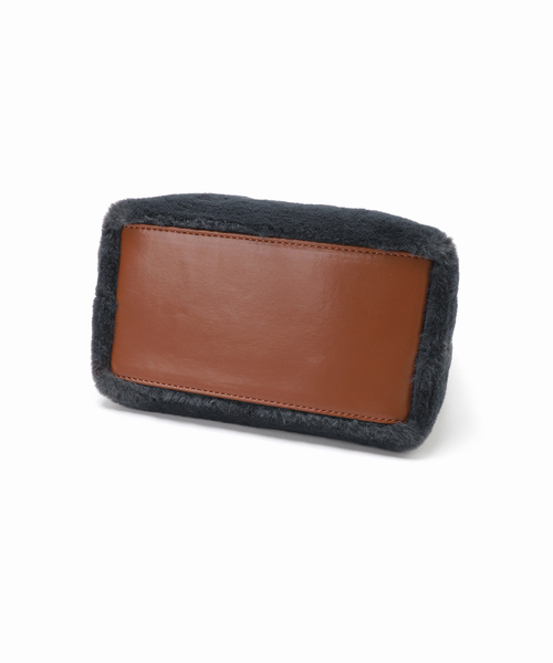 Spick & Span（スピックアンドスパン）の「SINBONO / シンボノ Vienna Top Handle Crossbody Bag 2T06-8（ショルダーバッグ・レディース・ベージュ/グレー・FREE）」の16枚目の写真