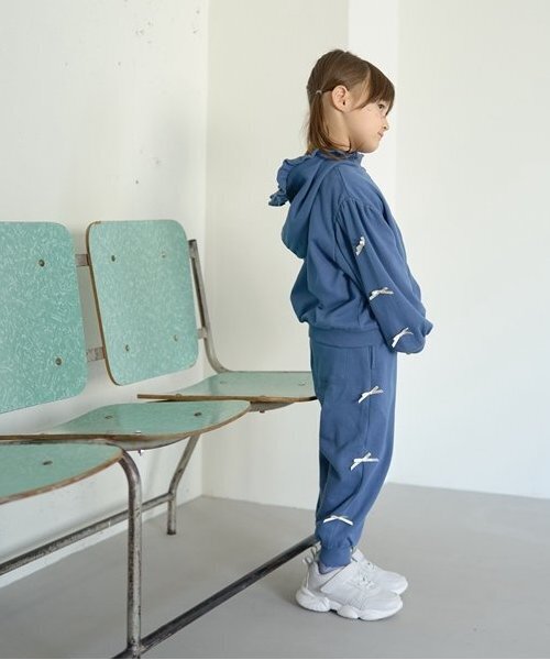 Lycee mine（リセマイン）の「【毛玉バイバイ】リボン付き裾リブスウェット（その他パンツ・キッズ・ラベンダー/ダークブルー/モカ/オートミール/トップグレー/ライトピンク・100cm/150cm/140cm/130cm/120cm/110cm）」の18枚目の写真
