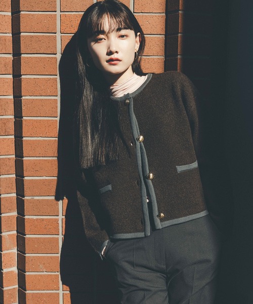 N.（N. Natural Beauty Basic）（エヌエヌナチュラルビューティーベーシック）の「◆ゴールドボタン接結カーディガン（カーディガン/ボレロ・レディース・ブラウン/ブラック/オフホワイト・MEDIUM）」の3枚目の写真