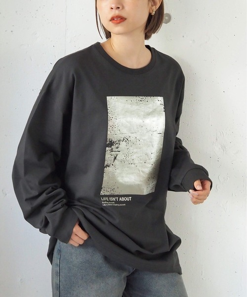 tiptop(ティップトップ)の「アソート箔プリントBIGロンT(Tシャツ/カットソー・レディース・ブラック/ブラック系その他/オフホワイト/ホワイト系その他/ブラック系その他2/ホワイト系その他2・FREE)」の6枚目の写真