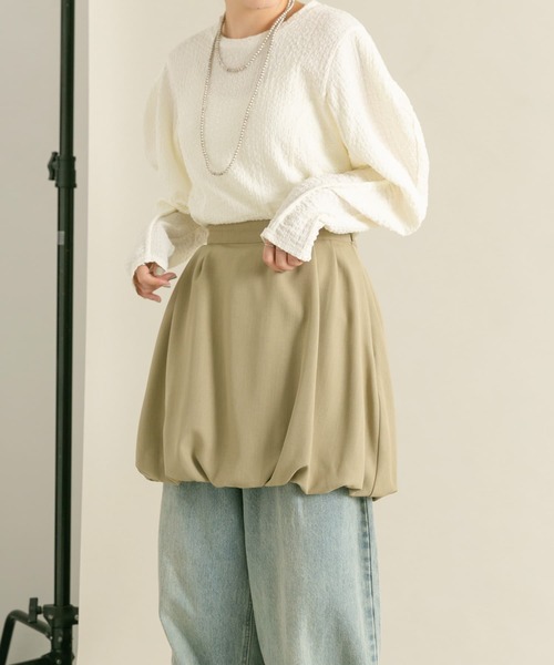 KBF（ケイビーエフ）の「バルーンミニスカート（スカート・レディース・カーキ/グレー系その他・ONE）」の4枚目の写真