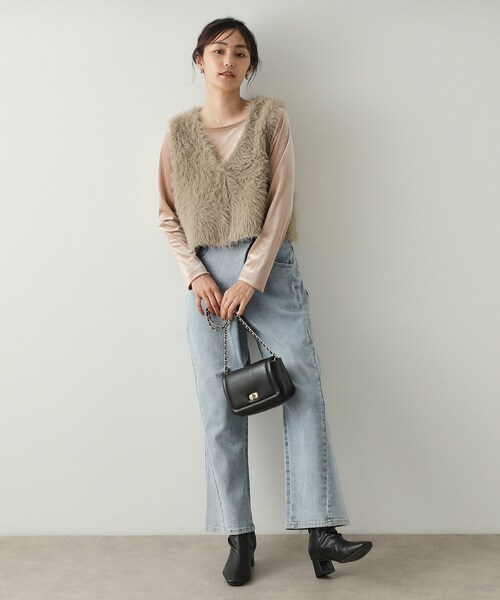 OPAQUE.CLIP（オペークドットクリップ）の「◆シャギーニット ショートベスト【洗濯機洗い可】（ベスト・レディース・チャコールグレー/ベージュ・38/40）」の9枚目の写真