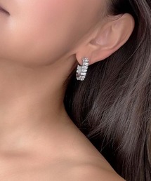 ビジューピアス