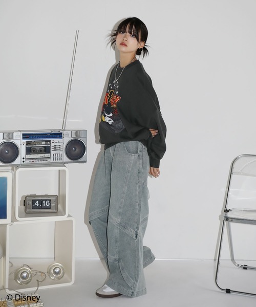 Disney(ディズニー)の「Disney(ディズニー) ミッキー/ 別注ヴィンテージ加工 オーバーサイズクルーネックスウェットプルオーバー(スウェット・メンズ・ブラック系1/ブラック系2/ブラック系3/グレー系1/グレー系2/グレー系3・S/M/L/XL)」の14枚目の写真