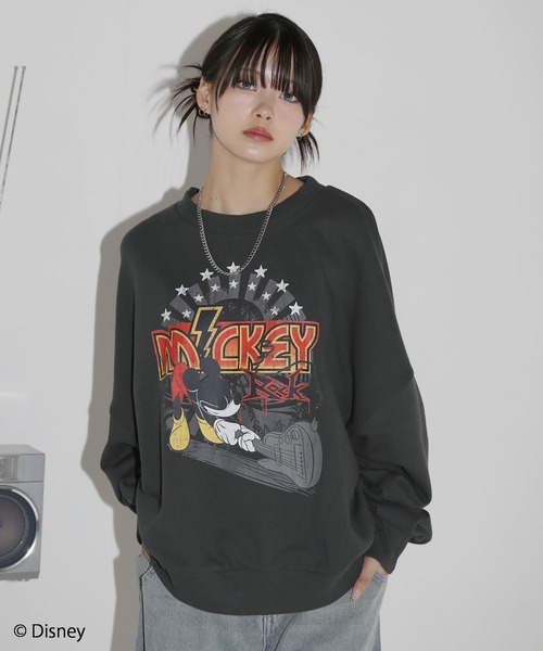 Disney(ディズニー)の「Disney(ディズニー) ミッキー/ 別注ヴィンテージ加工 オーバーサイズクルーネックスウェットプルオーバー(スウェット・メンズ・ブラック系1/ブラック系2/ブラック系3/グレー系1/グレー系2/グレー系3・S/M/L/XL)」の15枚目の写真