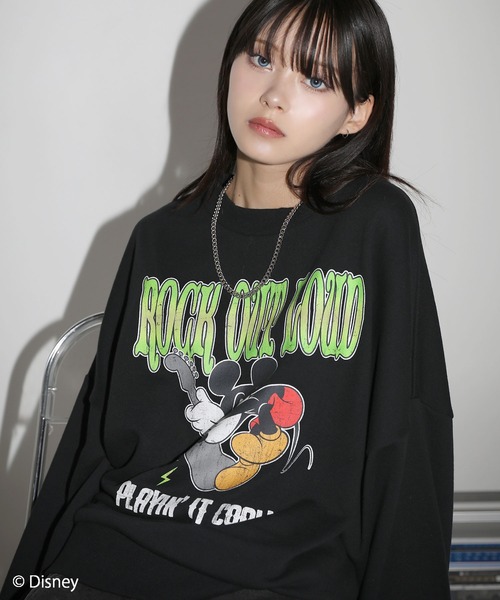 Disney(ディズニー)の「Disney(ディズニー) ミッキー/ 別注ヴィンテージ加工 オーバーサイズクルーネックスウェットプルオーバー(スウェット・メンズ・ブラック系1/ブラック系2/ブラック系3/グレー系1/グレー系2/グレー系3・S/M/L/XL)」の12枚目の写真