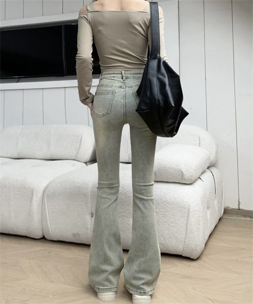 FREE STYLISTS（フリー スタイリスト）の「美脚ハイウエストフレアデニムパンツ（デニムパンツ・レディース・ブラック/ライトブルー・L/XL/2XL/XS/S/M）」の14枚目の写真