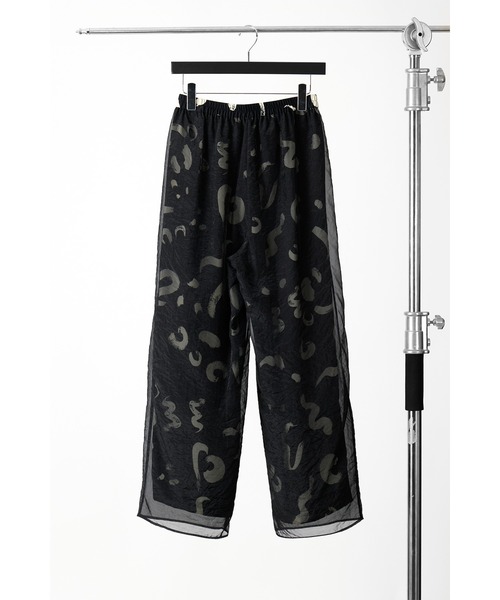 【セール】CHIGNON シアーレイヤーパンツ(その他パンツ)|CHIGNON(シニヨン) 【セール】CHIGNON シアーレイヤーパンツ(その他パンツ)|CHIGNON(シニヨン)