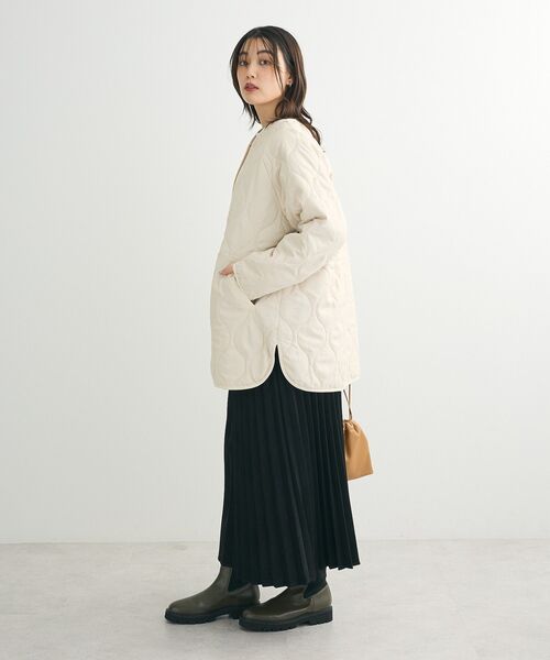 Green Parks(グリーンパークス)の「撥水加工 キルティングZIPブルゾン(ブルゾン・レディース・ブラック/ハウンドトゥース/グレイッシュベージュ/ホワイト系その他2・FREE)」の17枚目の写真