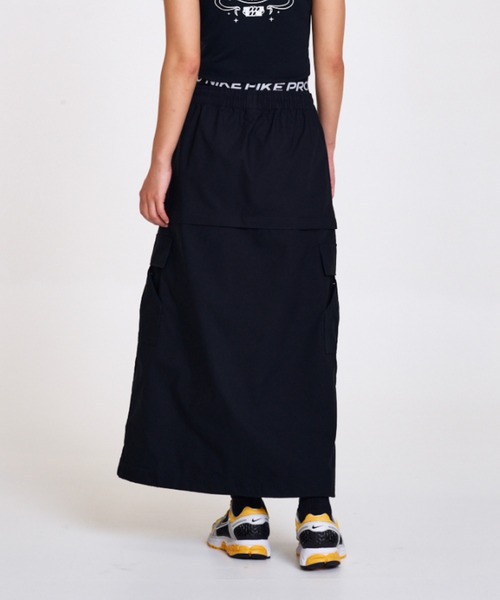 NIKE（ナイキ）の「ナイキ スポーツウェア エッセンシャル ウィメンズ ミッドライズ ウーブン カーゴ ミディ スカート / Nike Sportswear Essential Women's Mid-Rise Woven Cargo Midi Skirt FV7504-010 Black（スカート・レディース・ブラック・S/M/L/XL/XS）」の22枚目の写真