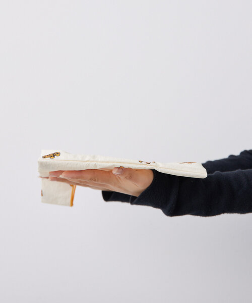 ear PAPILLONNER（イアパピヨネ）の「虎屋ういろ×earコラボライトバッグ（エコバッグ/サブバッグ・レディース・カーキ/アイボリー・FREE）」の11枚目の写真