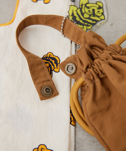 ear PAPILLONNER（イアパピヨネ）の「虎屋ういろ×earコラボライトバッグ（エコバッグ/サブバッグ・レディース・カーキ/アイボリー・FREE）」の18枚目の写真