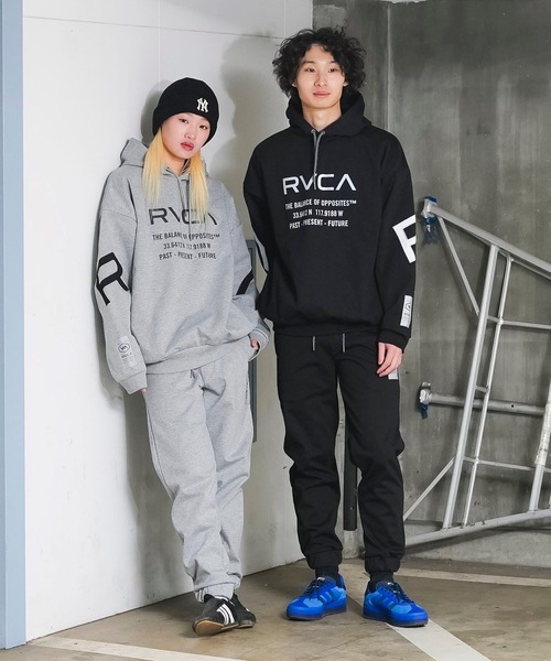 RVCA & AZUL by MOUSSY SWEAT PANT ボトムスコラボ RVCA & AZUL by MOUSSY SWEAT PANT ボトムスコラボ - メルカリ