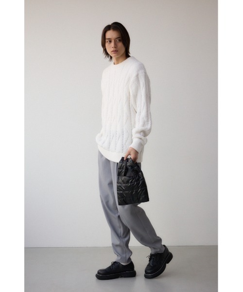 AZUL by moussy(アズールバイマウジー)の「シレー中綿マルシェバッグ(ハンドバッグ・メンズ・ブラック/シルバー・FREE)」の4枚目の写真