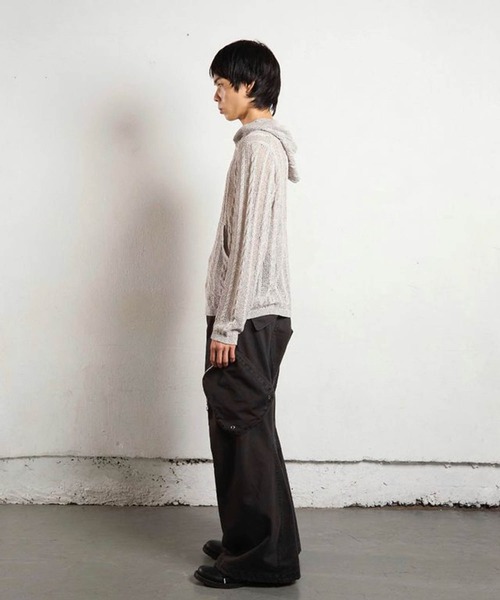 NVRFRGT(ネヴァーフォーゲット)の「3D TWISTED CARGO PANTS(カーゴパンツ・メンズ・ブラック/ブラウン系カモフラージュ・1/2)」の6枚目の写真