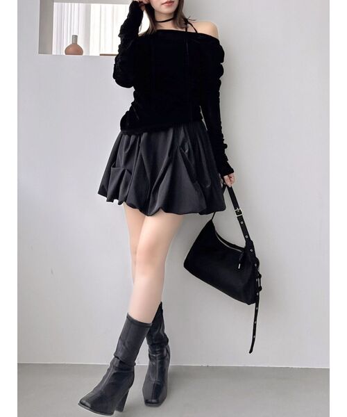 dazzlin（ダズリン）の「アシメギャザーシアーベロアカットソー（Tシャツ/カットソー・レディース・オフホワイト/ブラック・FREE）」の18枚目の写真