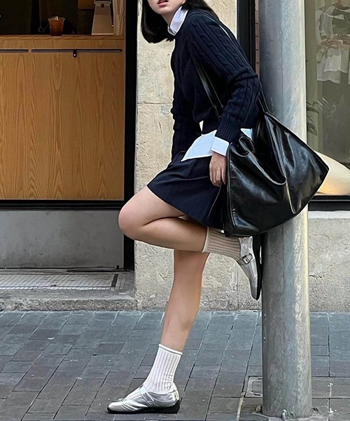 gossip!ロサンゼルス(ゴシップロサンゼルス)の「大容量バッグ ショルダーバッグ ショルダーバッグ 斜め掛けバッグ 通勤 通学に 2WAY(ショルダーバッグ・レディース・ブラック/ブラウン・FREE)」の21枚目の写真