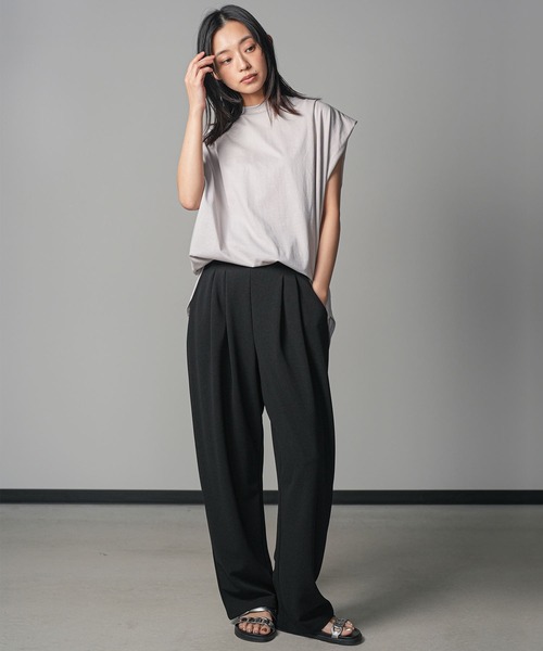 mili an deni(ミリアンデニ)の「カットジョーゼットタックパンツ(スラックス・レディース・チャコールグレー/ブラック/ライトグレー・M)」の6枚目の写真