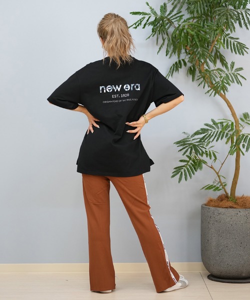 NEW ERA(ニューエラ)の「【ユニセックス】NEW ERA/ニューエラ オーバーサイズ/バックプリントTシャツ 14391903/14391904(Tシャツ/カットソー・レディース・ブラック/ホワイト・M/S)」の5枚目の写真
