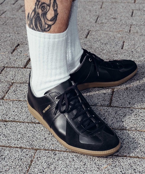 Subciety(サブサエティ)の「German trainer(スニーカー・メンズ・ブラック/ホワイト・45/44/43/42)」の2枚目の写真