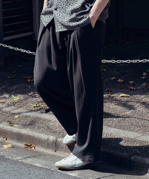 Subciety(サブサエティ)の「German trainer(スニーカー・メンズ・ブラック/ホワイト・45/44/43/42)」の3枚目の写真