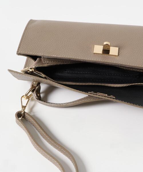 AULENTTI（オウレンティ）の「AULENTTI　ワイドショルダーBAG（ショルダーバッグ・レディース・ブラック/ベージュ・-）」の5枚目の写真